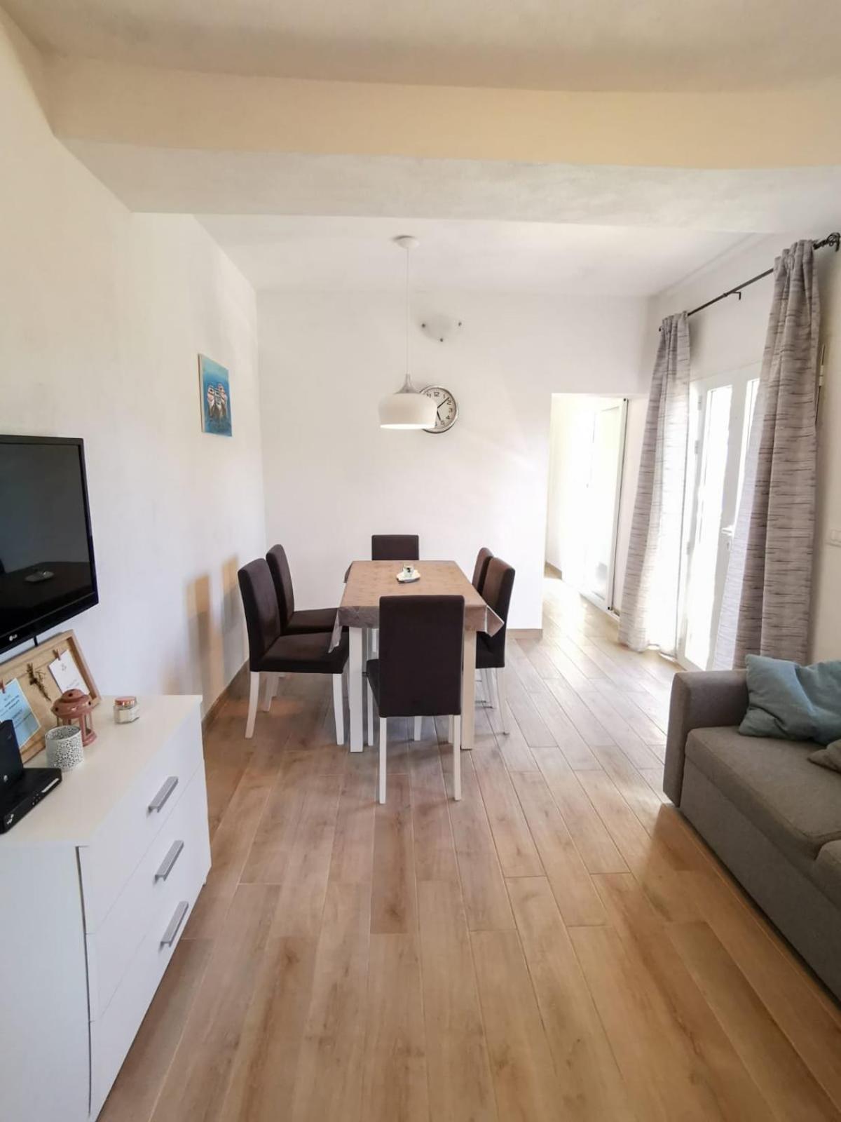 Apartments By The Sea Mimice, Omis - 14230 Номер фото